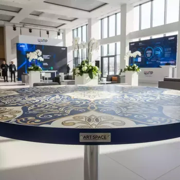 Аренда Столешница круглая HPL 25 мм с кромкой ПВХ D 700 мм в Imeretinskiy Hotel — ART SPACE