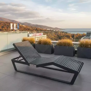 Аренда Шезлонг лежак металлический Wave Paint антрацит в Courtyard by Marriott Sochi — ART SPACE
