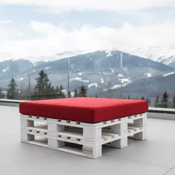 Аренда Оттоман White pallet Red в Radisson Hotel Rosa Khutor — ART SPACE