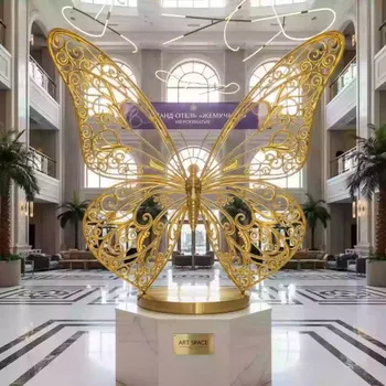 Аренда Бабочка золотистая в гранд-отеле «Жемчужина» — ART SPACE