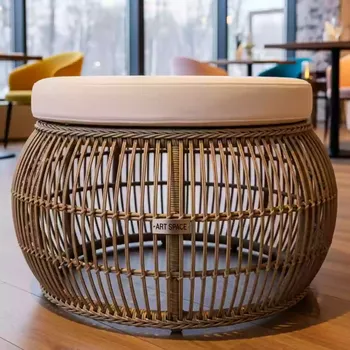 Аренда Оттоманка плетеная YH S4019W 1 beige в ресторане «La Terrazza» — ART SPACE