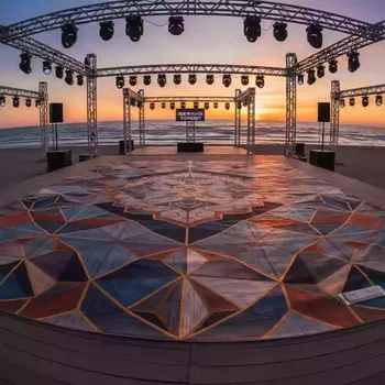 Аренда Ковер китайский из арт шелка PRISMATICN на пляже «Мандарин» — ART SPACE