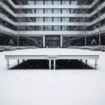 Аренда Ступень сценическая 1х0,5 м в отеле Radisson Lazurnaya — ART SPACE