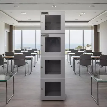 Аренда Шкаф металлический 4 ячейки 50х30х185 см в Radisson Blu Resort & Congress Centre — ART SPACE