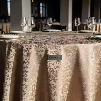 Аренда Скатерть бежево золотая круглая диаметр 280 см жаккард в Karat Resort — ART SPACE