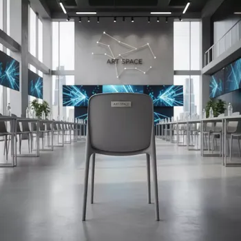 Аренда Кресла пластикового Lilibet B в отеле «Звездный» — ART SPACE
