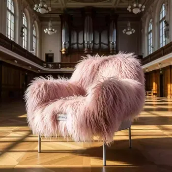 Аренда Кресло Shaggy Pink в Зале органной и камерной музыки — ART SPACE