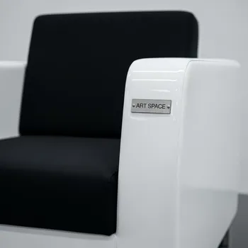 Аренда Кресло белая эмаль черное Амстер в Delta Sirius — ART SPACE