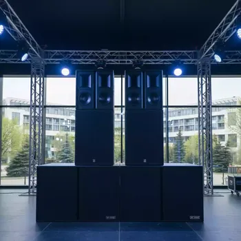 Аренда Звуковой комплект 5 кВт Nova Visio VS 212 VS 218 SUB в Сочи Парк Отеле — ART SPACE