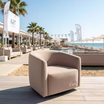 Аренда Кресло Варело велюровое бежевое в пляжном клубе Del Mar — ART SPACE