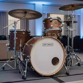 Аренда Установка ударная Yamaha Oak Custom в отеле Radisson Lazurnaya — ART SPACE