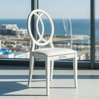 Аренда Стул Louis белый в Imeretinskiy Hotel — ART SPACE