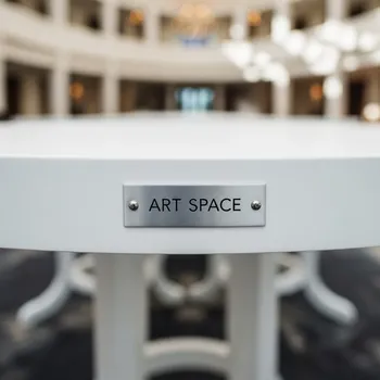 Аренда Стол фуд корт пластик D 1200 мм в Сочи Парк Отеле — ART SPACE