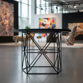 Аренда Стол геометрический черный в Pullman Sochi Centre — ART SPACE