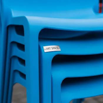 Аренда Сиденье голубое HDPE Pinnacle TPX 6005 в ресторане «Voda» — ART SPACE