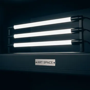 Аренда Приборы световые LED Bar для пресс волла 3 шт в отеле Radisson Lazurnaya — ART SPACE