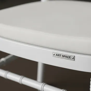 Аренда Подушки 3 см на стул Chiavari в Mercure Сочи Центр — ART SPACE
