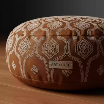 Аренда Пуф Moroccan коричневый на VIP-яхте (Имеретинский порт) — ART SPACE