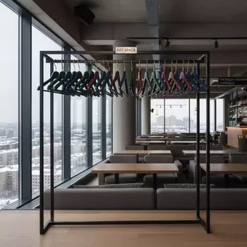 Аренда Вешало с 25 вешалками в ресторане «Sanremo» — ART SPACE