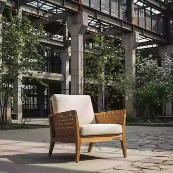 Аренда Кресло плетеное деревянное Rosemary с подушкой в Sport Inn Hotel & Wellness — ART SPACE