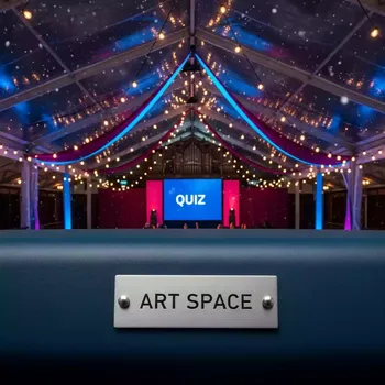 Аренда Гирлянда ретро для шатра в Зале органной и камерной музыки — ART SPACE