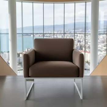 Аренда Стул мягкий шоколад велюр белый металлический каркас в Grand Karat Sochi — ART SPACE