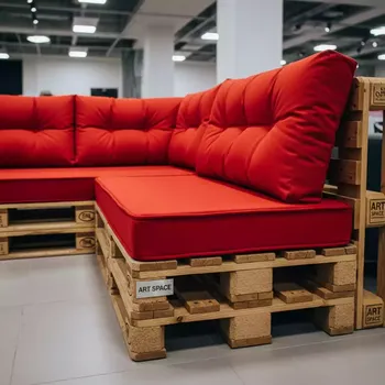 Аренда Диван угловой Wood pallet Red из паллет в Stella di Mosca — ART SPACE