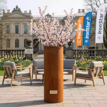 Аренда Кашпо Tubus Slim Corten 64 кортен сталь Prosperplast 35 л в усадьбе Голицына — ART SPACE