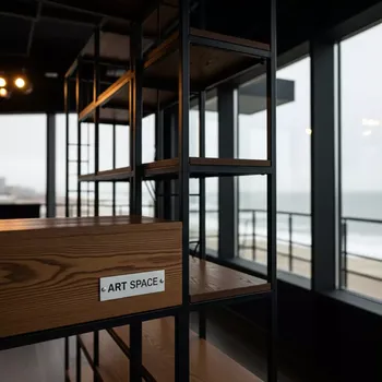 Аренда Стеллаж Фолкерк на пляже «Маяк» — ART SPACE