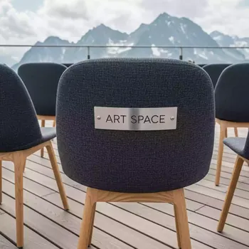 Аренда Стул темно серый Eames на площадке Rosa Peak (2320м) — ART SPACE
