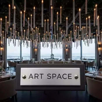Аренда Набор LED свечей подвесных белого цвета в ресторане «La Terrazza» — ART SPACE