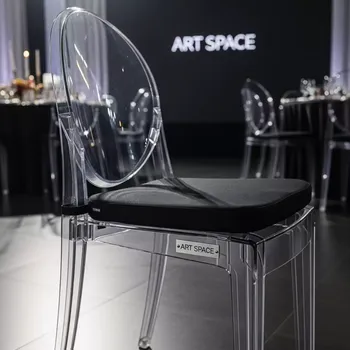 Аренда Стул ХЭМПСОН прозрачный с черной габардиновой подушкой в Cosmos Sochi Hotel — ART SPACE