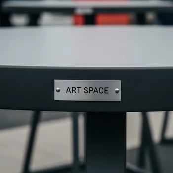 Аренда Стол Cafe table R4E 00043 d 80 см в отеле Radisson Lazurnaya — ART SPACE