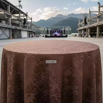 Аренда Скатерть круглая журавинка шоколадный цветок диаметр 1800 в Skypark Sochi — ART SPACE