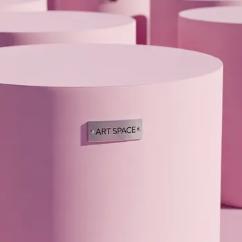 Аренда Пуф пудрово розовый пластик d 40 см h 43 см в пляжном клубе Del Mar — ART SPACE