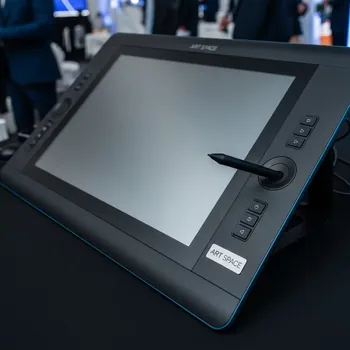 Аренда Графический планшет GTCO CalComp DrawingBoard VI 4 кнопочный проводной курсор 44x60 в отеле «Звездный» — ART SPACE