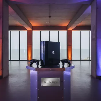 Аренда Консоль игровая PlayStation Mortal Kombat 11 PS4 в пляжном клубе Del Mar — ART SPACE