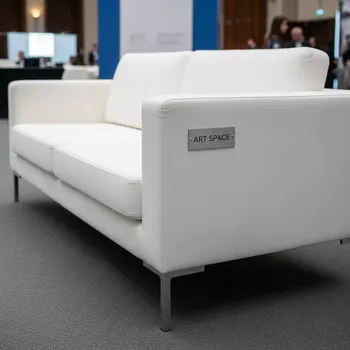 Аренда Диван двухместный Urban White белый в отеле Hyatt Regency Sochi — ART SPACE