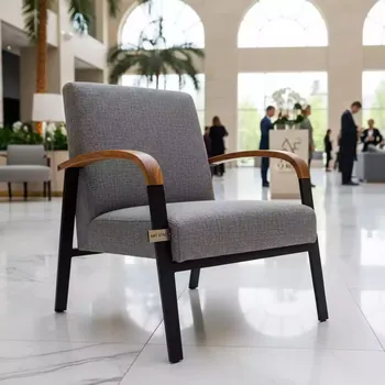 Аренда Кресло Quadro алюминий RAL 9005 термоясень ткань Mossle 994 серое в Pullman Sochi Centre — ART SPACE