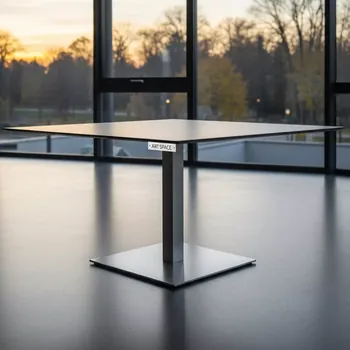 Аренда Стол обеденный Fuoz Werzalit Uniart в ресторане «Sanremo» — ART SPACE