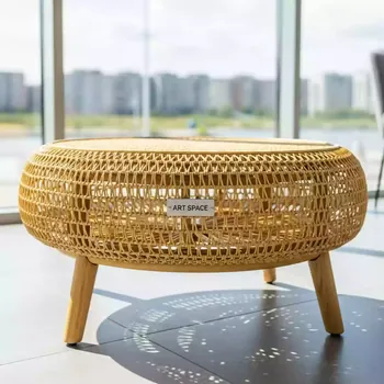 Аренда Журнальный столик Капучино из искусственного ротанга соломенный в Omega Sirius — ART SPACE