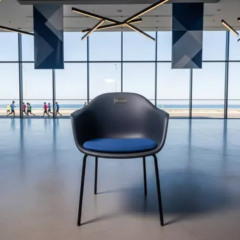 Аренда Стул пластиковый с обивкой Kasia в Karat Resort — ART SPACE