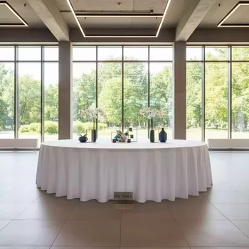 Аренда Скатерть журавинка гладь белая без шва D 3000 в санатории «Русь» — ART SPACE