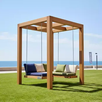 Аренда Качели деревянные в Sport Inn Hotel & Wellness — ART SPACE