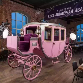 Аренда Карета розовая в ресторане «Плакучая Ива» — ART SPACE