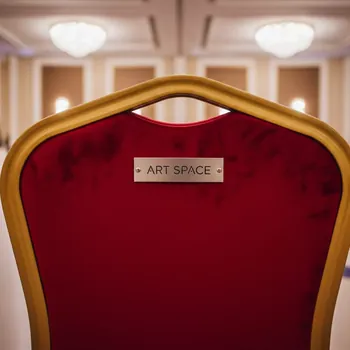 Аренда Стул золотой ОКТАВА красный бархатный в Cosmos Sochi Hotel — ART SPACE