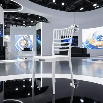 Аренда Стул Кьявари NEW пластиковый белый на Сочи Автодроме — ART SPACE