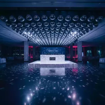 Аренда Вечеринка диско в отеле Radisson Lazurnaya — ART SPACE