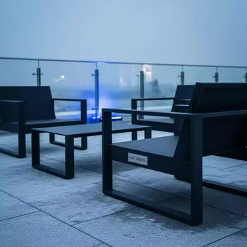 Аренда Комплект лаунж мебели металлической Edvige в Mercure Сочи Центр — ART SPACE