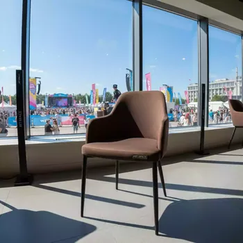 Аренда Стул Franc коричневый в ресторане «La Terrazza» — ART SPACE